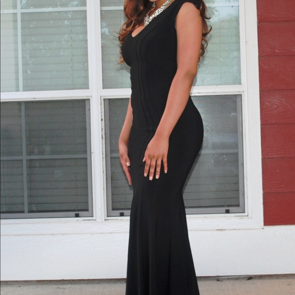 PROM DRESS - Picture 2 of 4